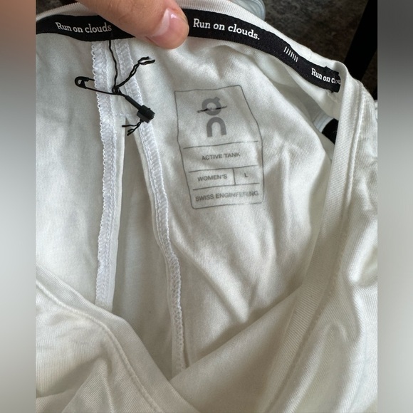 ON Active Tank Top - Picture 6 of 6